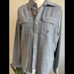 NWT Abercrombie & Fitch  Button-Up Shirt Size S